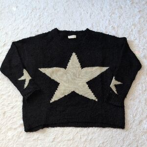 Promesa Black and Cream Star Sweater